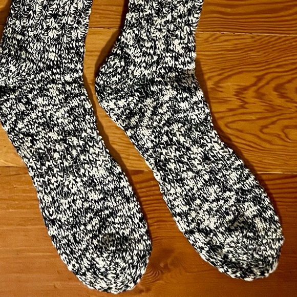 Black and white woven wool socks - Picture 1 of 3